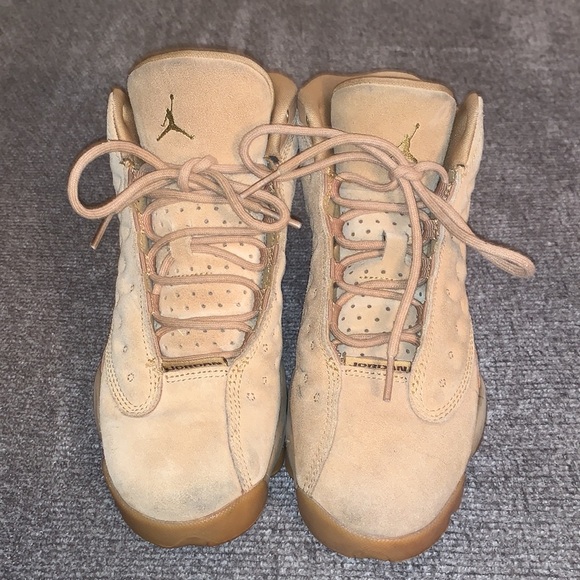 Jordan 13 Retro Shoes - Picture 3 of 7